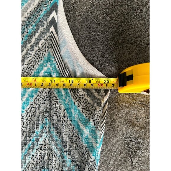 ASHLEY STEWART White w/ Silver chiffon  Round Neck Sleeveless Top 14-16 - Picture 3 of 6